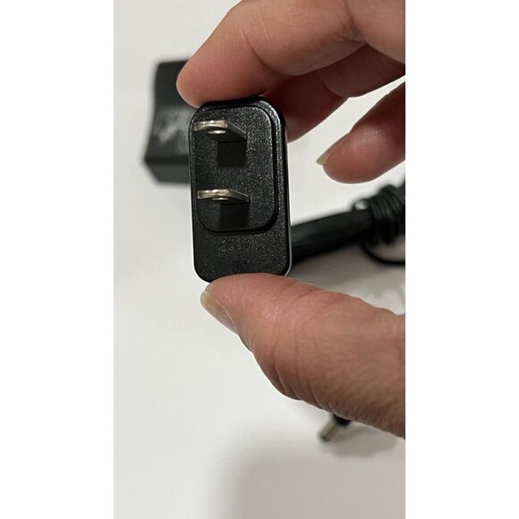 Plantronics SSA-5W 090050 AC Power Adapter Charger P/N 83648-02 - Picture 3 of 9